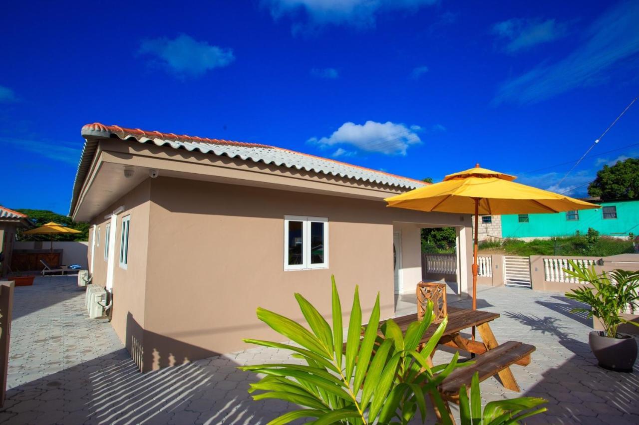 Lovely Caribbean Family Villa With Private Pool วิลเลมสตัด ภายนอก รูปภาพ